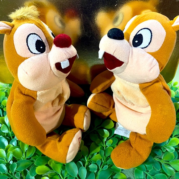 DISNEY EXCLUSIVE NWT VTG 1990s CHIP AND DALE CLASSIC RETIRED BEAN BAG PLUSH PAIR - Picture 2 of 14